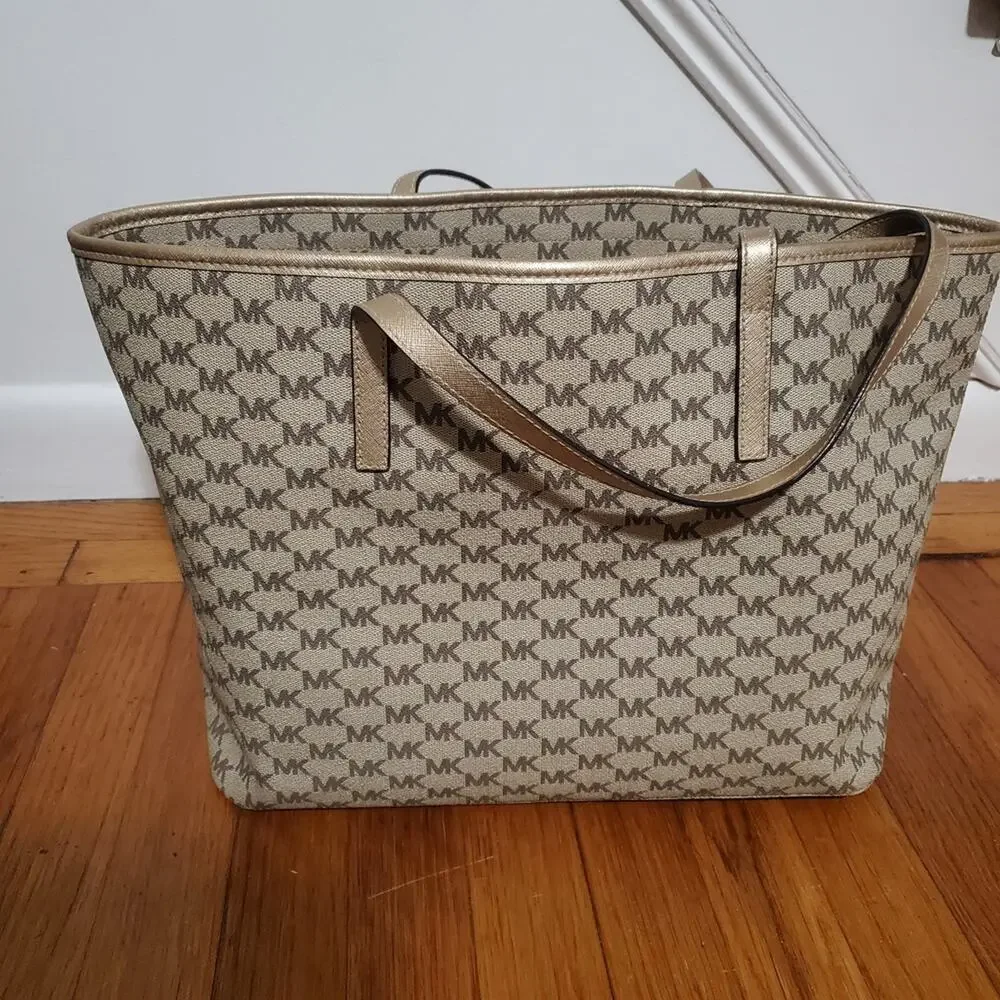 Michael Kors MK Signature Large Gold Tan Tote Handbag - Picture 4 of 5